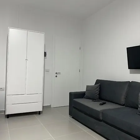 Tafi Apartment Shengjin