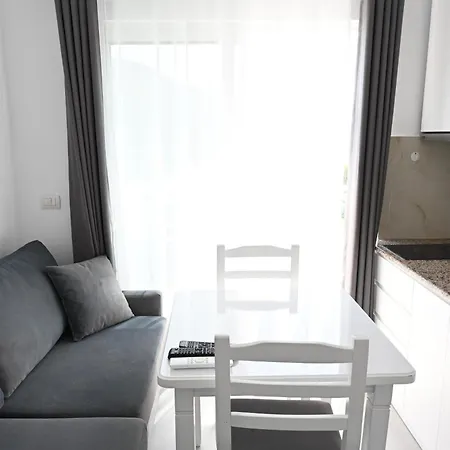 Tafi & Art Space Apartament *