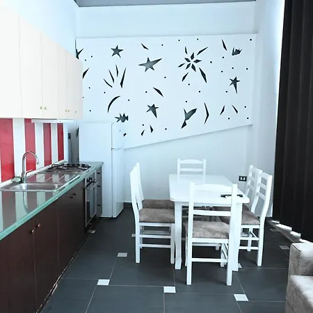Tafi & Art Space Apartament Shëngjin