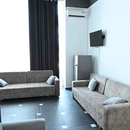 Tafi & Art Space Apartament Shëngjin